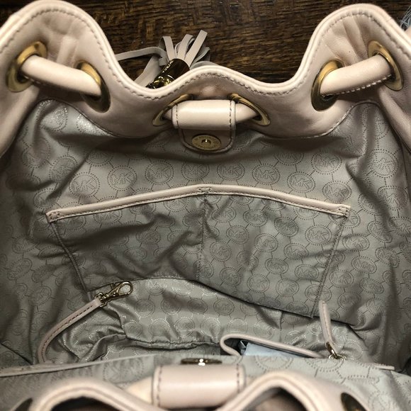 Michael Kors Blush Leather Ring Tote NWT - Picture 6 of 11